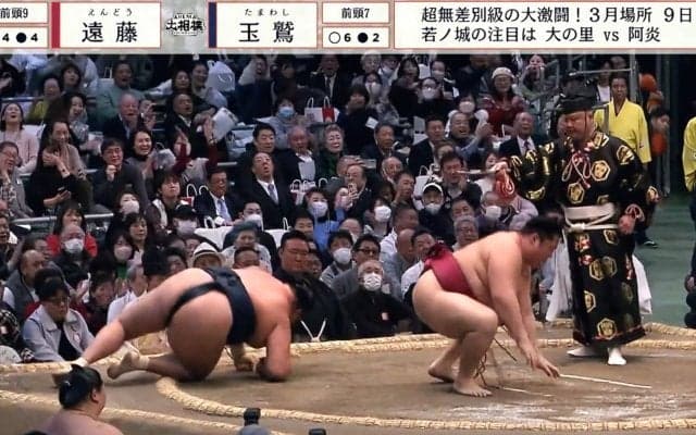 死力を尽くした遠藤が崩れ落ちた 「感動した」「いい相撲だった」手に汗握る熱戦にファン大興奮