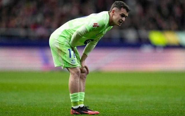 バルセロナMFカサドが右ヒザのじん帯を損傷、今季終了の可能性も