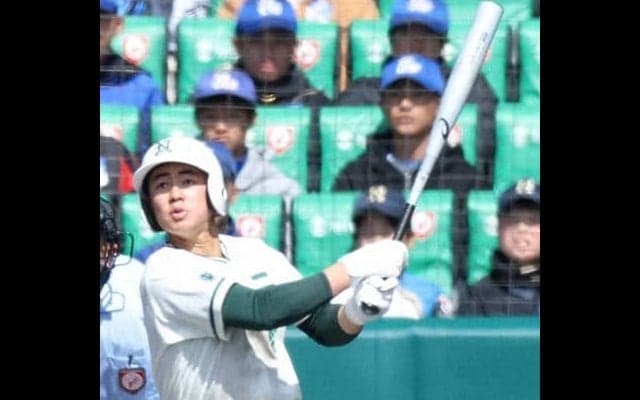 二松学舎大付、43年ぶり初戦突破　柳ケ浦降す　選抜高校野球開幕戦