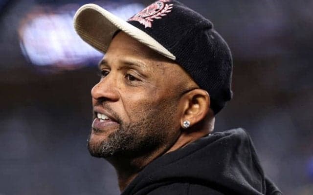 MLBレジェンドたちも日本を満喫！　和服や浅草散策…若者たちの「聖地」を絶叫する場面も