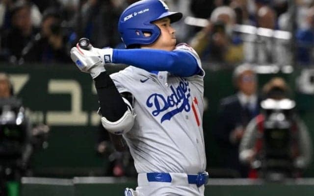 日本開幕戦で“衝撃打”　大谷翔平の強烈な右前打を皮切りにドジャース逆転　東京ドームは騒然
