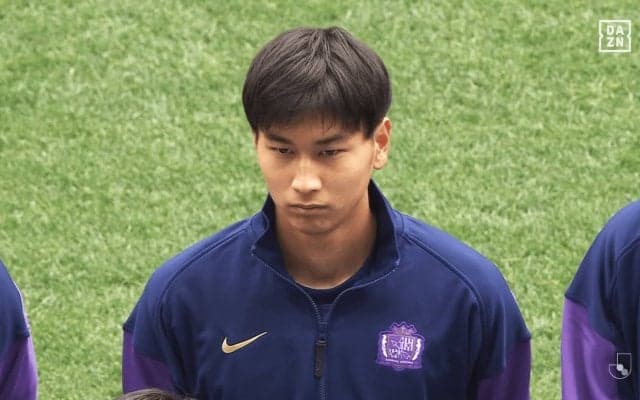 18歳が天才すぎる！ 中島洋太朗の“イニエスタ風ダブルタッチ”に衝撃「レベチ」「まじバケモン」広島の若きファンタジスタが敵２人を翻弄した瞬間