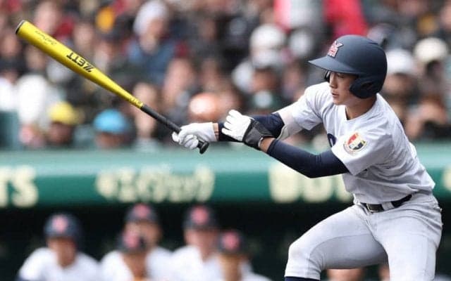 神宮大会Vの横浜が13年ぶり初戦突破　市和歌山降す　選抜高校野球