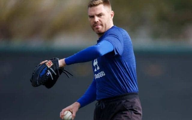 「韓国の10倍は期待しているという爆弾発言はどうなった？」左わき腹違和感のフリーマンに韓国メディアが痛烈皮肉　「初戦はダグアウトから観戦せざるをえなかった」