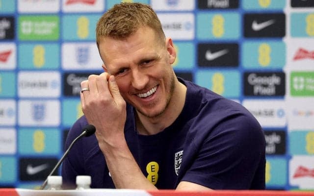 浮き沈みあるキャリアが「僕を強くした」、32歳でイングランド代表初招集のDFバーンが活躍に自信「多くの疑問を持たれてきたが…」