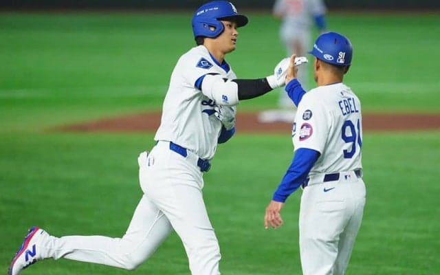 大谷の1号が手に当たり落下　男性の名前は偶然「オオタニ」…少年ゲットに安堵「よかった」
