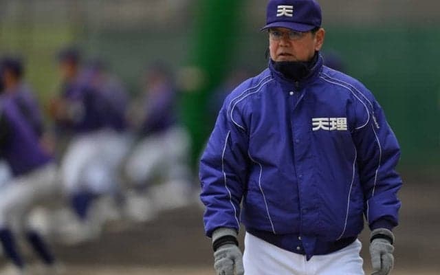 天理・藤原監督は2年目の「新人」　大学野球名将の新境地　センバツ