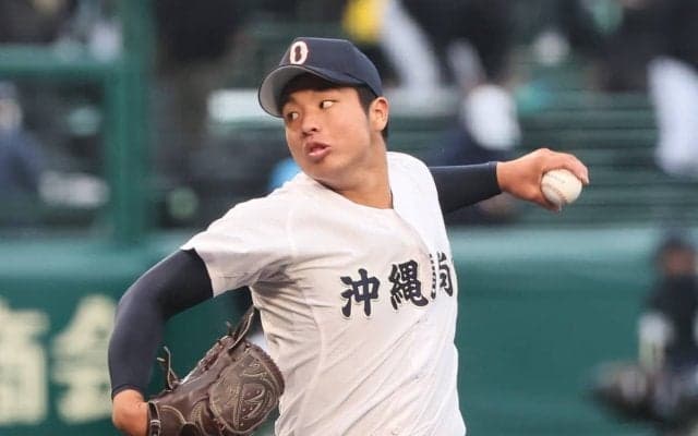昨夏甲子園4強・青森山田相手をねじ伏せた沖縄尚学の左腕・末吉良丞は、オリックス剛腕彷彿とさせる逸材だ！＜高校野球ドットコム注目選手ファイル・コム注＞