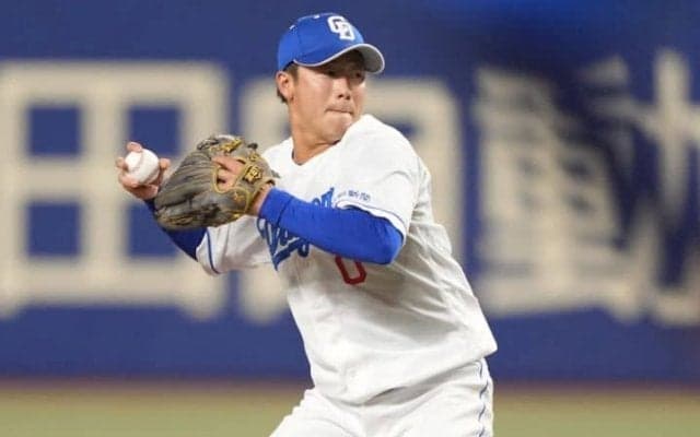 中日が開幕直前に大ピンチ　ボスラーに続き、負傷離脱の福永に代わる「3番打者」「二塁手」は誰に？