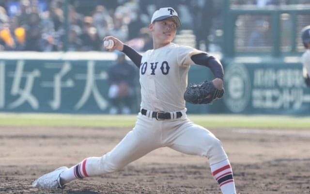 東洋大姫路のエースが肘の張りで緊急降板…ピンチを救ったのは秋ベンチ外右腕！自己最速147キロの直球で8回無失点【センバツ】