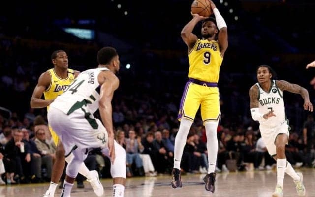 バックス戦でキャリアハイを記録したブロニー、自身への批判に言及「燃料に変える」