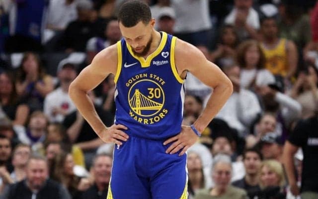 負傷退場のカリー、MRI結果は打撲で“構造的な損傷はなし”…次戦は欠場の見込み