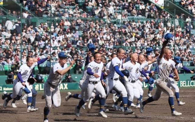 聖光学院が延長12回タイブレークの末に歓喜のサヨナラ勝ちで5大会連続初戦突破、常葉大菊川との粘り合いを制す【25年センバツ】



