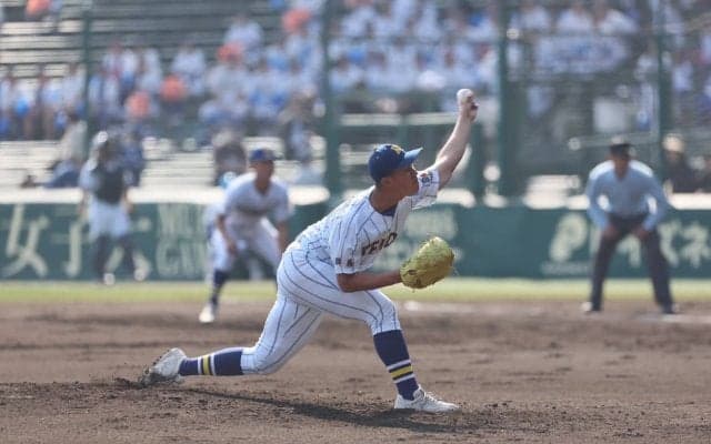 健大高崎の実戦派左腕が5回まで無安打も、6回3失点…世代屈指の剛腕が準備へ【センバツ】