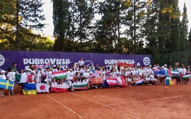 テニスのジュニア世界大会、“11歳以下・13歳以下の世界選手権”とも呼ばれる「ダブボウル」を紹介〈前編〉
