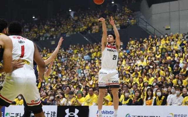 三遠の津屋一球がB1通算300本目の3P成功…日本代表に招集されたSG、史上77人目の達成