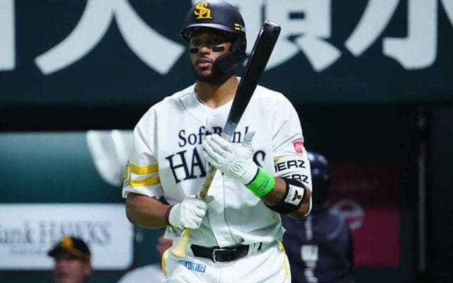 日本人美女へプロポーズ成功も…去就決まらぬ大砲　SNSでまさかの就活!?「仕事がない」