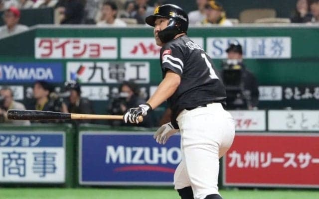 42歳の“芸術的”アーチに「やっぱり天才」　レジェンドの一打に震撼「バケモンすぎ」