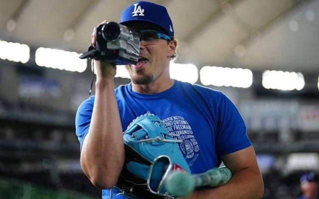 ド軍キケ、日本で「アメージングな体験」　ベンチ裏、観光…東京Sの“裏側”