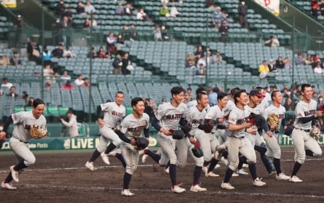 【センバツ第8日】8強出揃う！初出場・浦和実が8強の快挙、智弁和歌山が近畿の砦を守り6年ぶり8強、聖光学院が逆転で12年ぶり8強、





