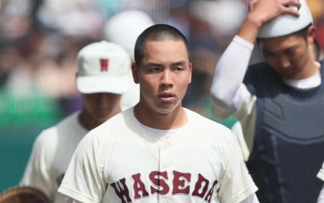 夏への成長に期待！伝統校の重みを背負った早稲田実の主将でエースの中村【25年センバツ・輝きを放った球児たち】




