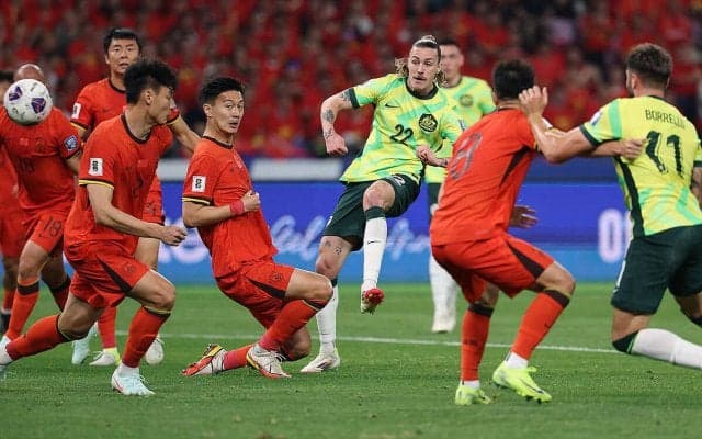 オーストラリアが敵地で勝ち切って2位死守！　元鹿島のセルジーニョもデビューの中国はストレートインの可能性消滅…【2026W杯アジア最終予選】