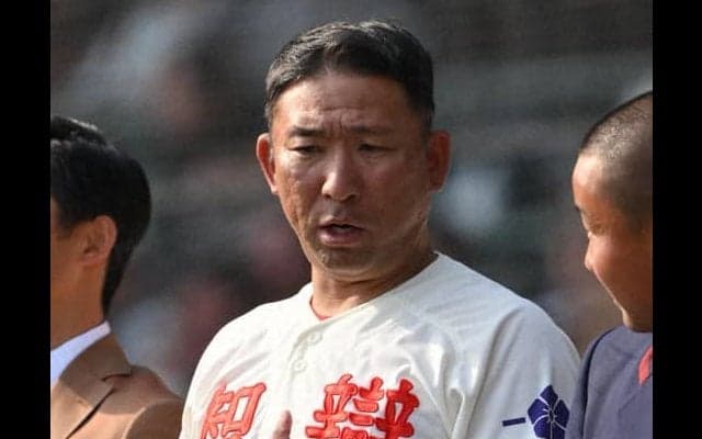 智弁和歌山・中谷監督「決めてくれると信じてサイン」　センバツ