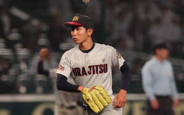 浦和実の勢いが止まらない！聖光学院とのタイブレークを集中打で制し初出場での4強入り、変則左腕・石戸は18回連続無失点【25年センバツ】






