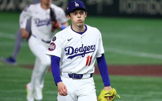 佐々木朗希は「苦労すると思う」　通算381Sのレジェンドが危惧…直面する日本との“差”