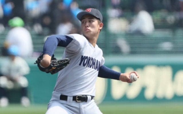 「三者連続三球三振」を達成した横浜・奥村頼人は23年ドラ1・前田悠伍に匹敵する逸材だ！＜高校野球ドットコム注目選手ファイル・コム注＞
