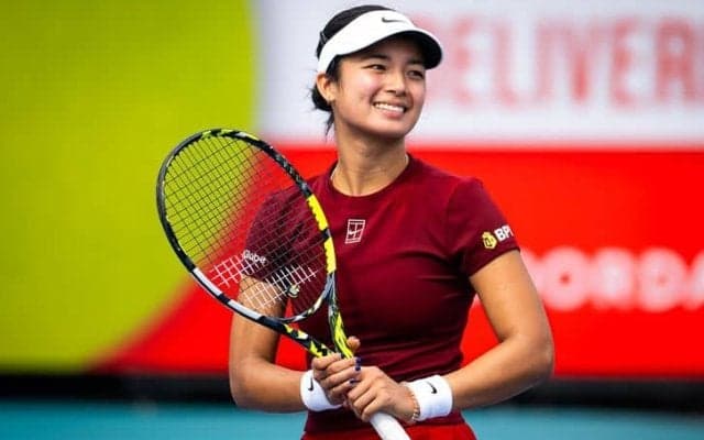 世界140位のイアラ、元女王シフィオンテクを破り4強「これ以上ない幸せな気分」。1大会で3人目のグランドスラム女王撃破[マイアミ・オープン]