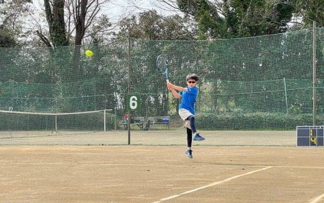 「第42回 むさしの村チェリージュニアテニストーナメント」14歳以下男女シングルス4強が決定