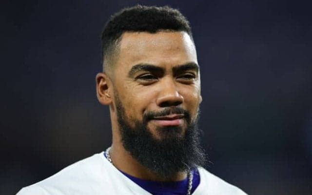 T・ヘルナンデスが逆転3ラン！昨季CY賞左腕から豪快弾で本拠地ファンが“熱狂の渦”　大谷翔平は3回に二塁強襲安打