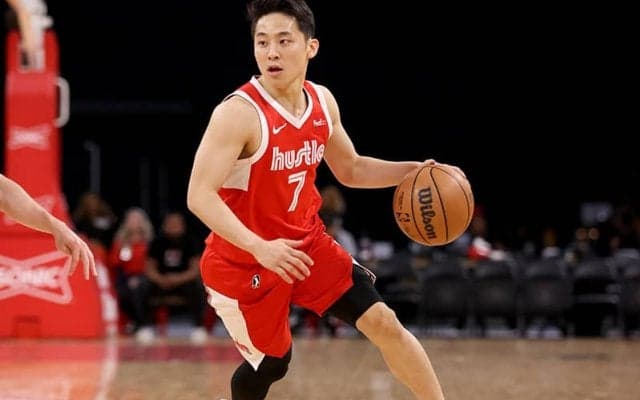 河村勇輝が16得点5アシストをマーク…2日前に大敗したスパーズに快勝