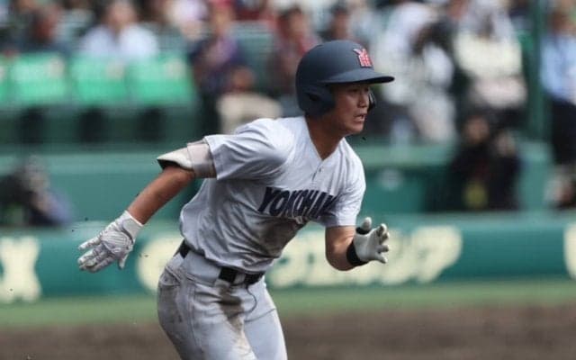 衝撃の\"6連続出塁\"で一挙3得点！剛腕対策を横浜の好調上位打線が証言「初球を狙っていた」「球速は出ているけど…」【25年センバツ】