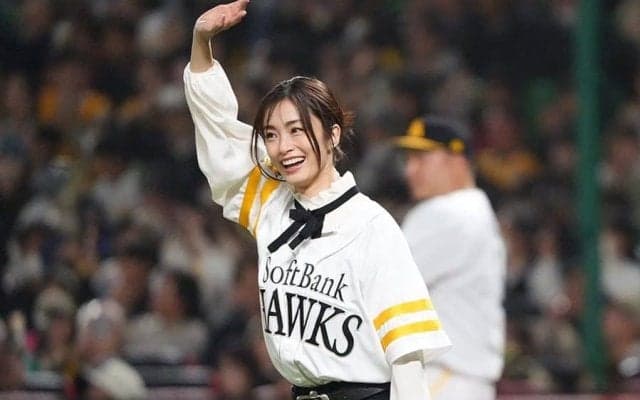 「え、39歳って本当？」　18年“変わらない”美人女優にネット騒然「何のバグよ」