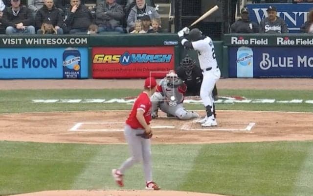 なんだこれは…？ エンゼルス菊池雄星に“打者ドン引き”「この球は打てない」 内角ギリギリを突いた“魔球”に手が出ない