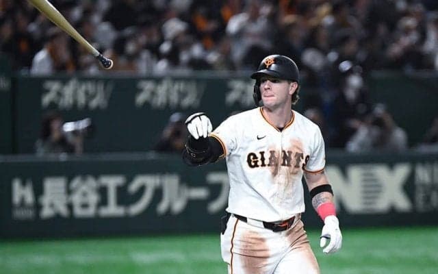 巨人新助っ人キャベッジ、2戦連発3ラン　東京ドーム騒然…開幕戦に続く躍動