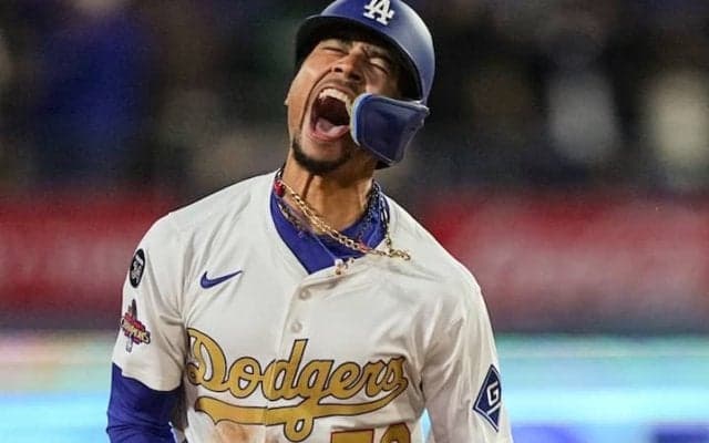 WS連覇に向けて「負ける気配ない」 ベッツも復活の2HRで破壊力増したドジャース打線に米戦慄「本当に容赦のないチームだ」