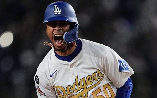 衝撃2発もベッツに笑顔なし「単なる1勝だ」　記者は肩透かし…見せた王者の矜持