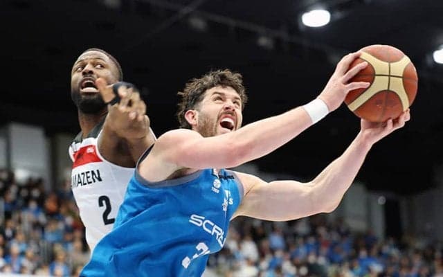 京都が3年ぶりに三遠撃破…3P当たり7選手2桁得点、最後は猛追振り切る