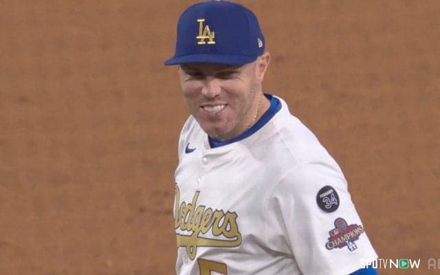 フリーマンの同点2ランに「なんで打つんだよ！」元ド軍投手の“仕返し”がSNSで話題「関係性が素敵」