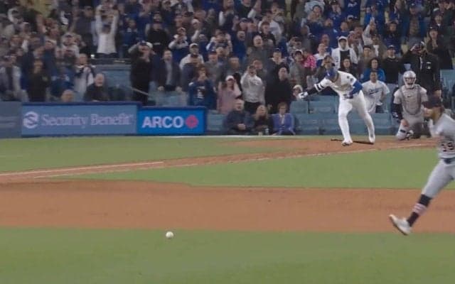 なんだこれは…！？ 大谷翔平、弾丸ヒットに“野手ショック”「火の玉かよ」 “爆速通過”する高速ゴロに「お手上げ状態」