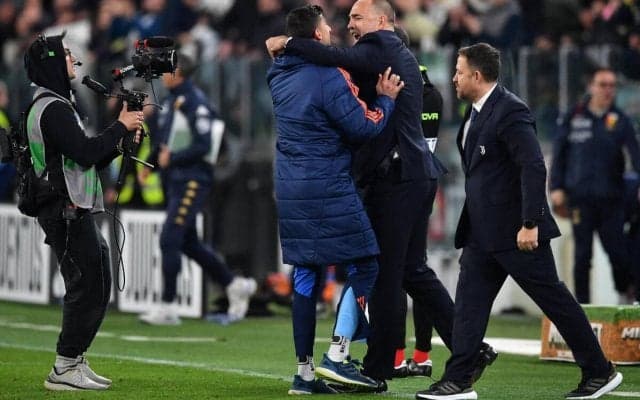 ユベントス初陣のトゥドール監督がクイックリスタートで決勝点演出｢偶然のこと。練習していたわけではないよ｣