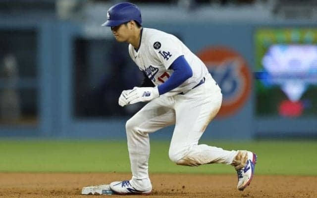 大谷翔平、今季初盗塁でスタンド盛り上がる！ド軍打線が前田健太討ち…エドマン一発、フリーマン適時打で追加点　開幕5連勝飾る