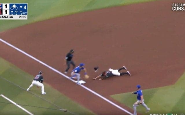 今永を助けた！ とんでもない“超爆肩レーザー返球”炸裂「エグいな」 走者を刺したカブス・PCAのスーパープレー… ファン騒然