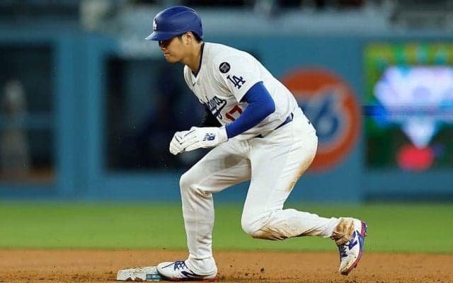 大谷翔平、“新フォーム”で2試合連続盗塁　左手をつかないスライディングで二盗に成功