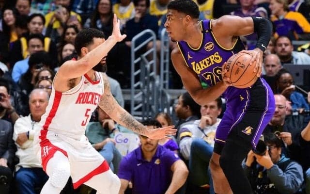 レイカーズがロケッツとの上位対決を制して2連勝…ドンチッチら3人が20得点、八村塁は7得点