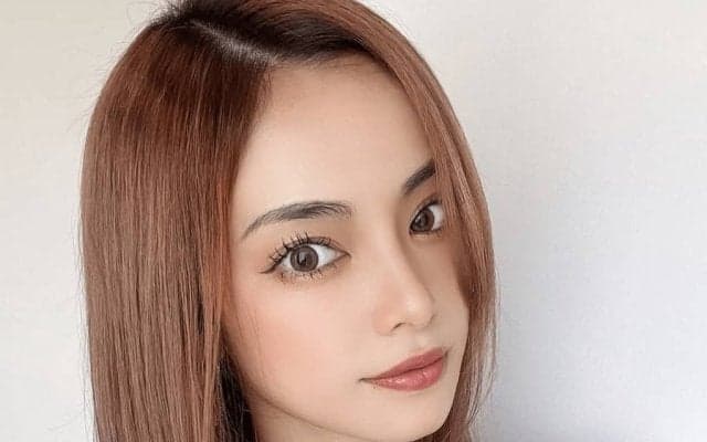 ｢めっちゃクールビューティー｣噂の美人すぎるW杯サポーター、｢バッキバキやねん｣モデルふう撮影動画で圧倒的な美｢目力が強すぎる｣｢なんて美しさなん｣