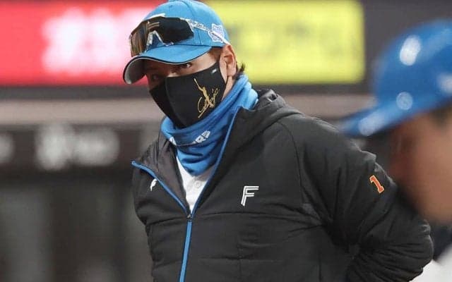 連勝ストップの新庄監督「今季の開幕」　5失点伊藤には“気になる点”「何かあるのかな」